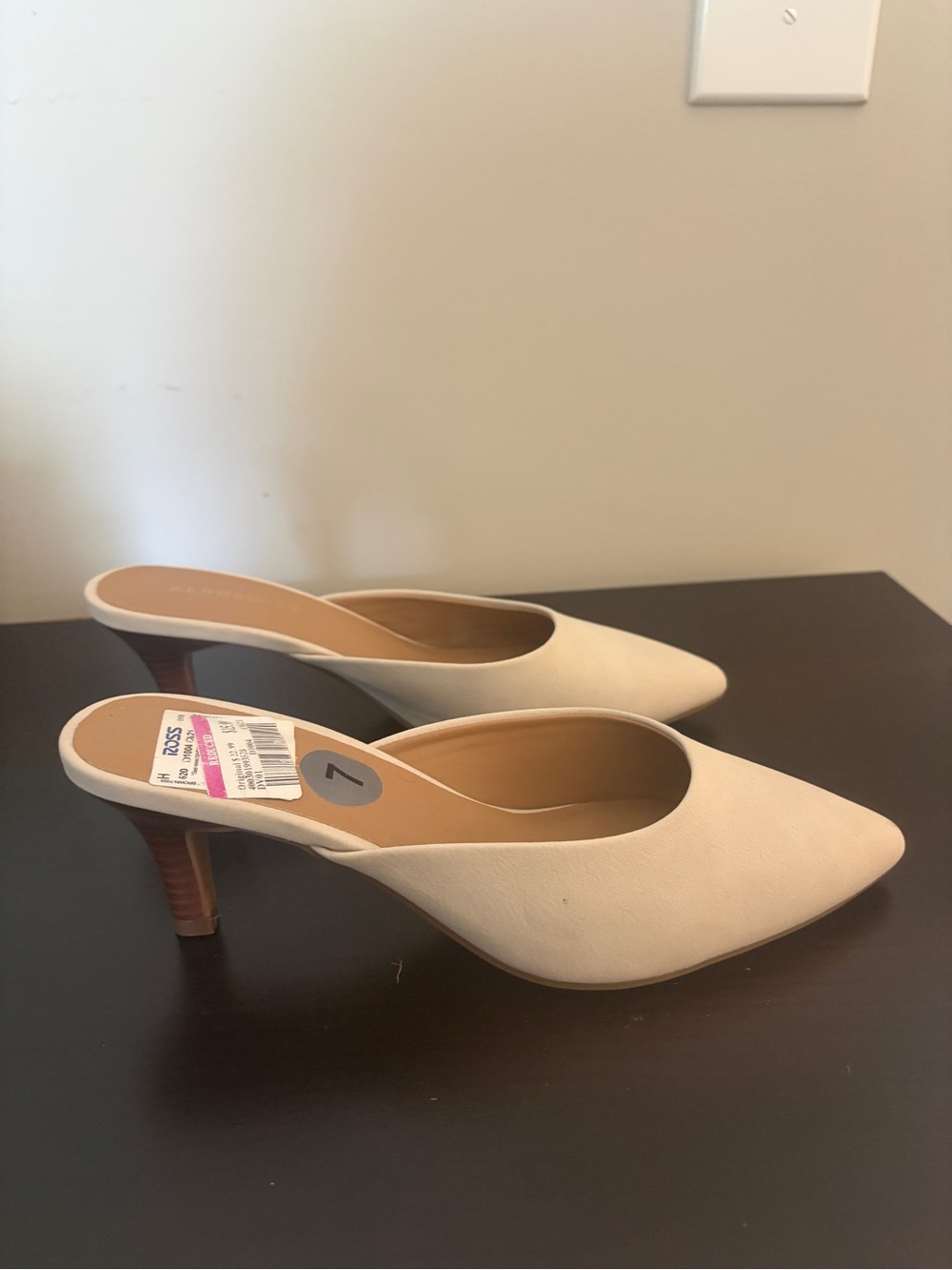 Cream &tan mules